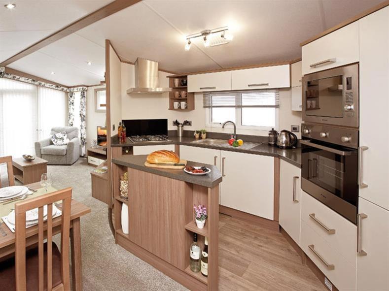 Family Breaks At Rockley Park With Prosecco And A Box Of Chocolates On Arrival Villa Poole Dış mekan fotoğraf